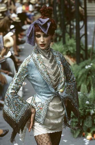 christian dior fall 1997 haute couture|Christian Dior autumn winter collection.